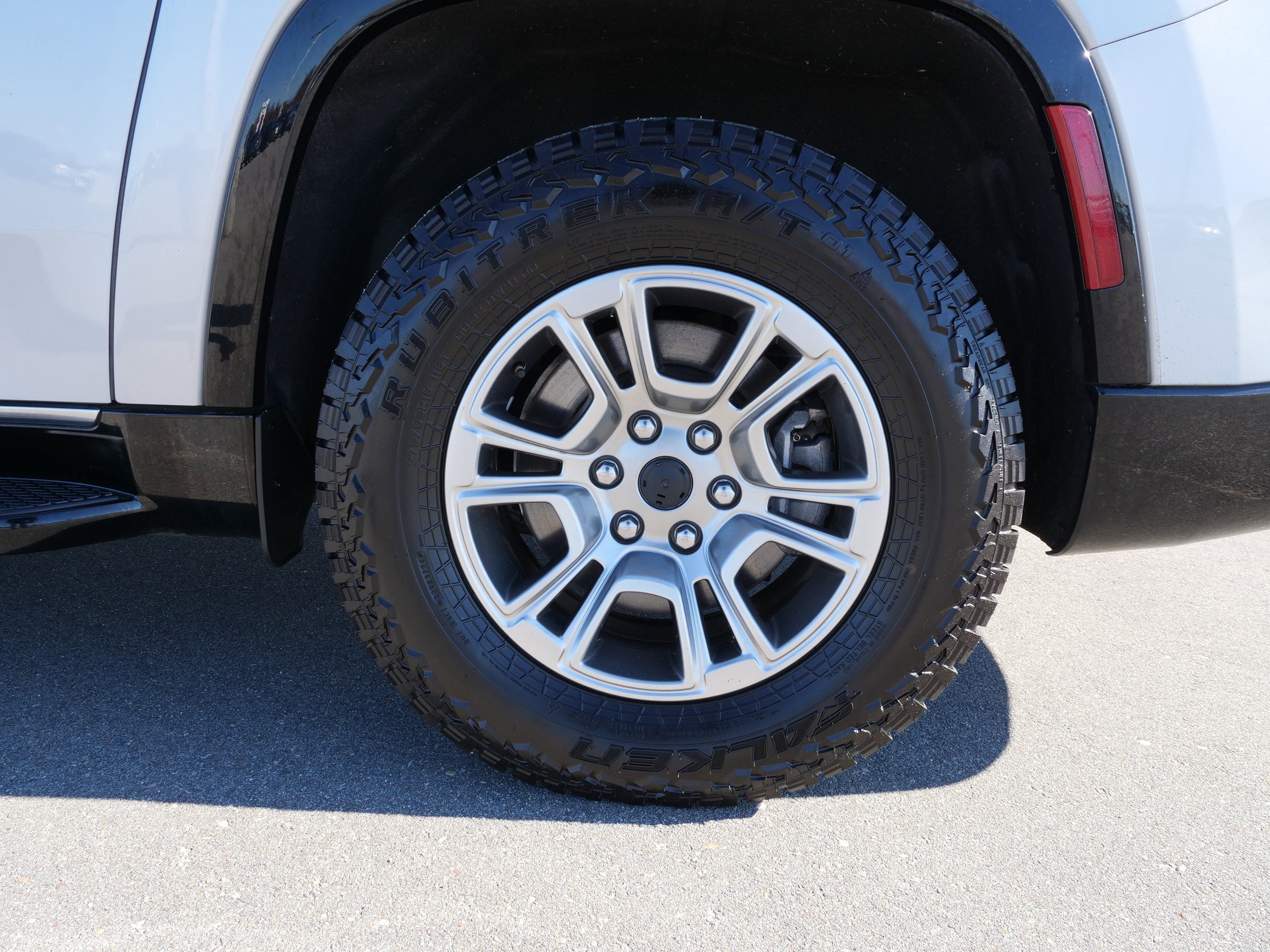 2024 Jeep Wagoneer L Base