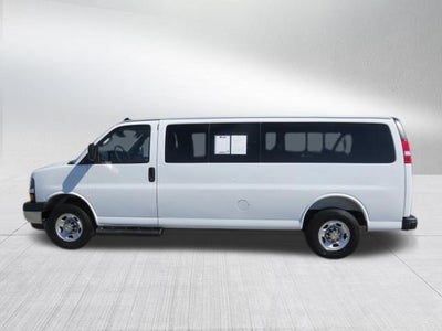 2025 Chevrolet Express Passenger LT