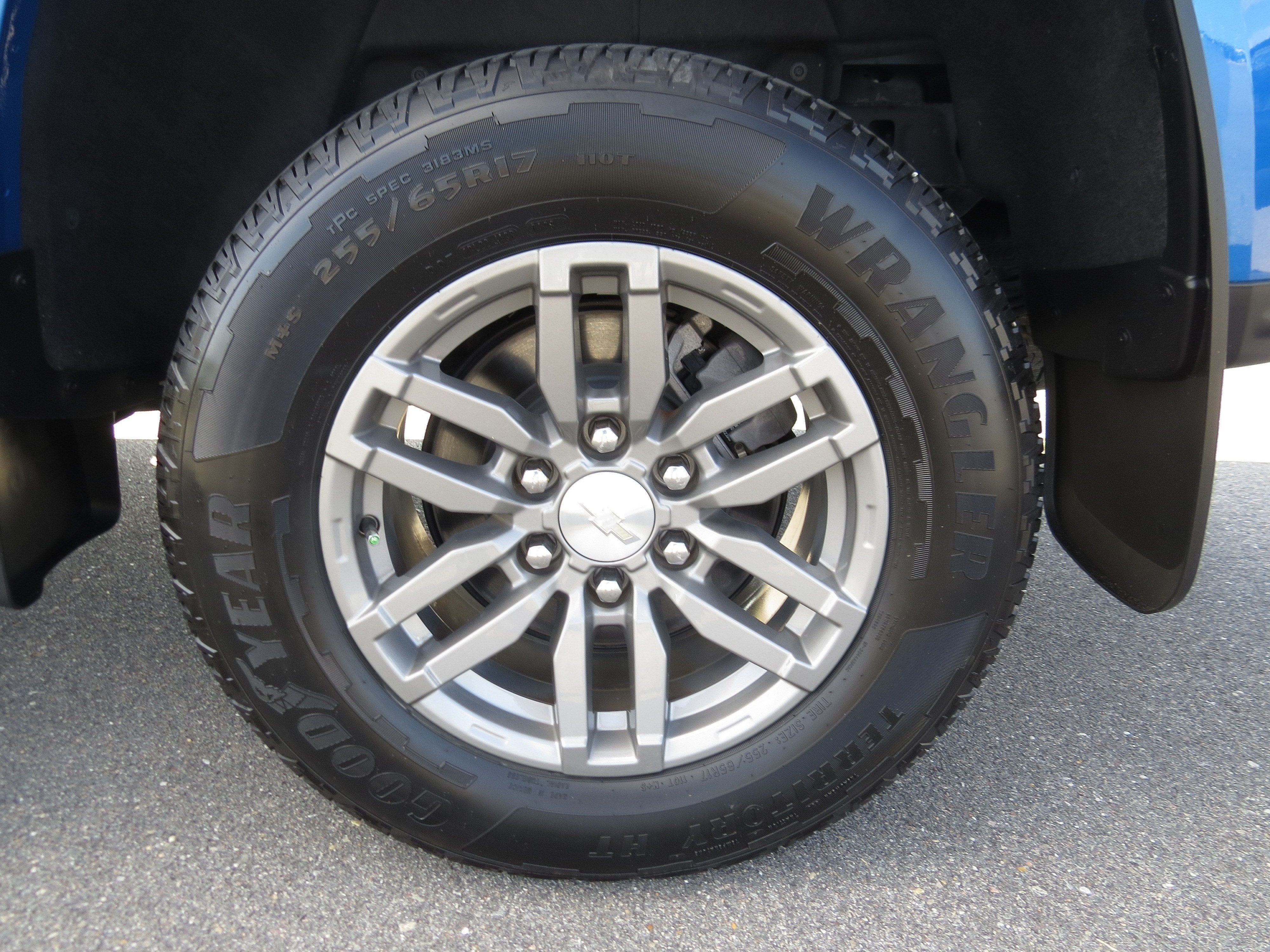 2023 Chevrolet Colorado 4WD LT