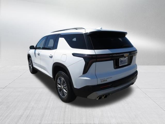 2024 Chevrolet Traverse FWD LT