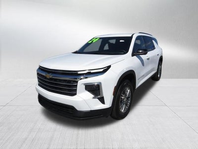 2024 Chevrolet Traverse FWD LT