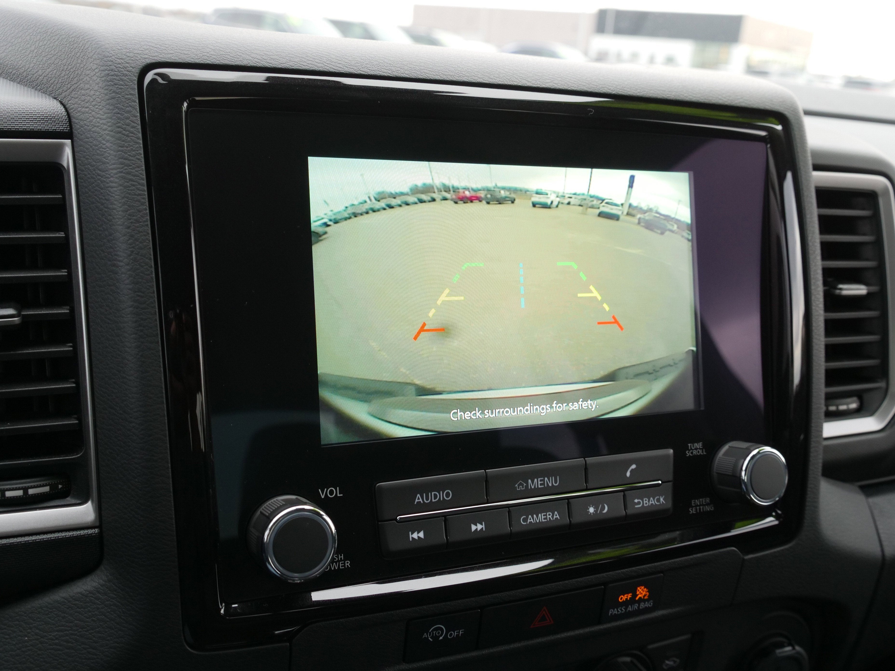 2024 Nissan Frontier SV