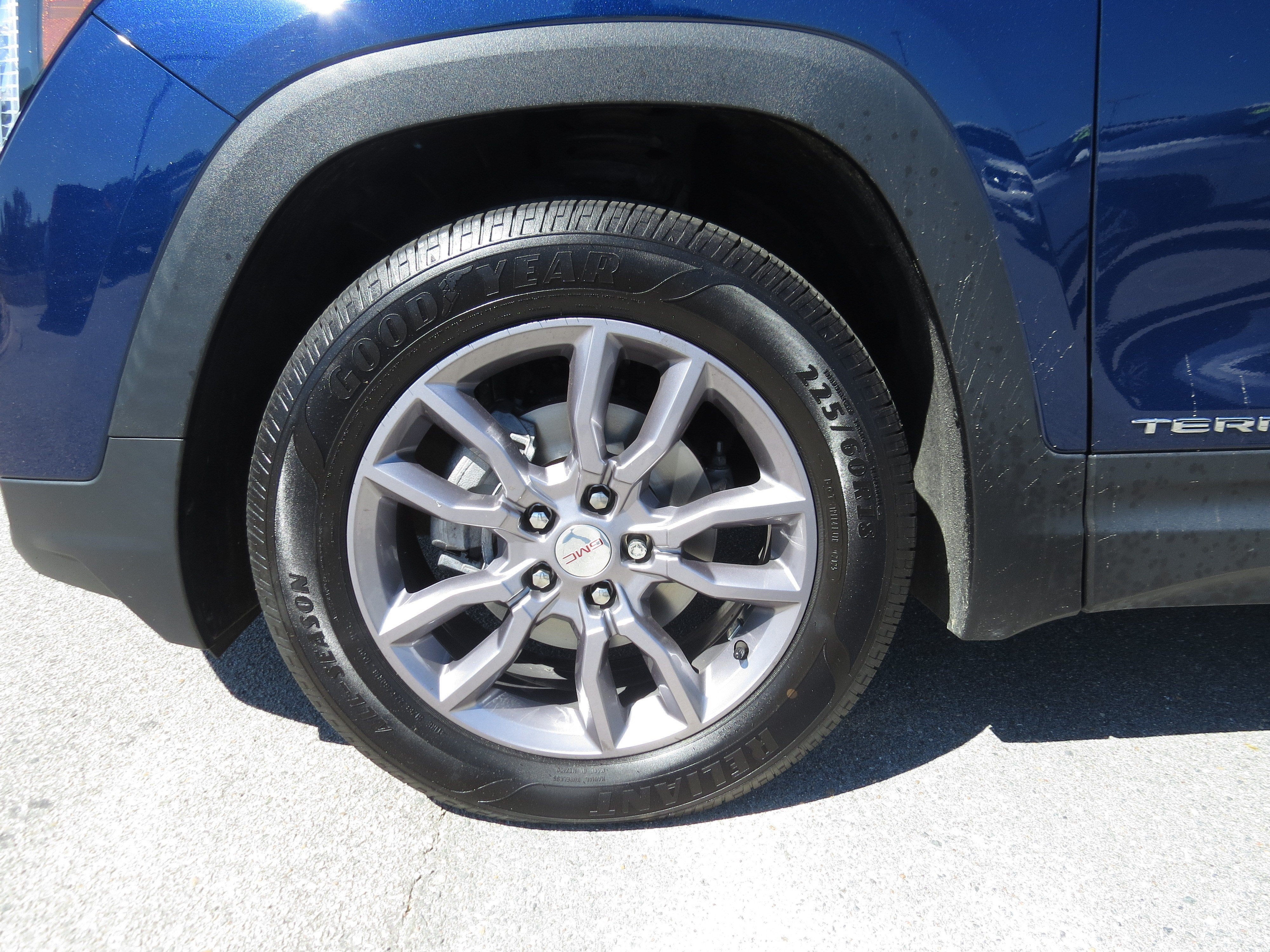 2023 GMC Terrain SLT