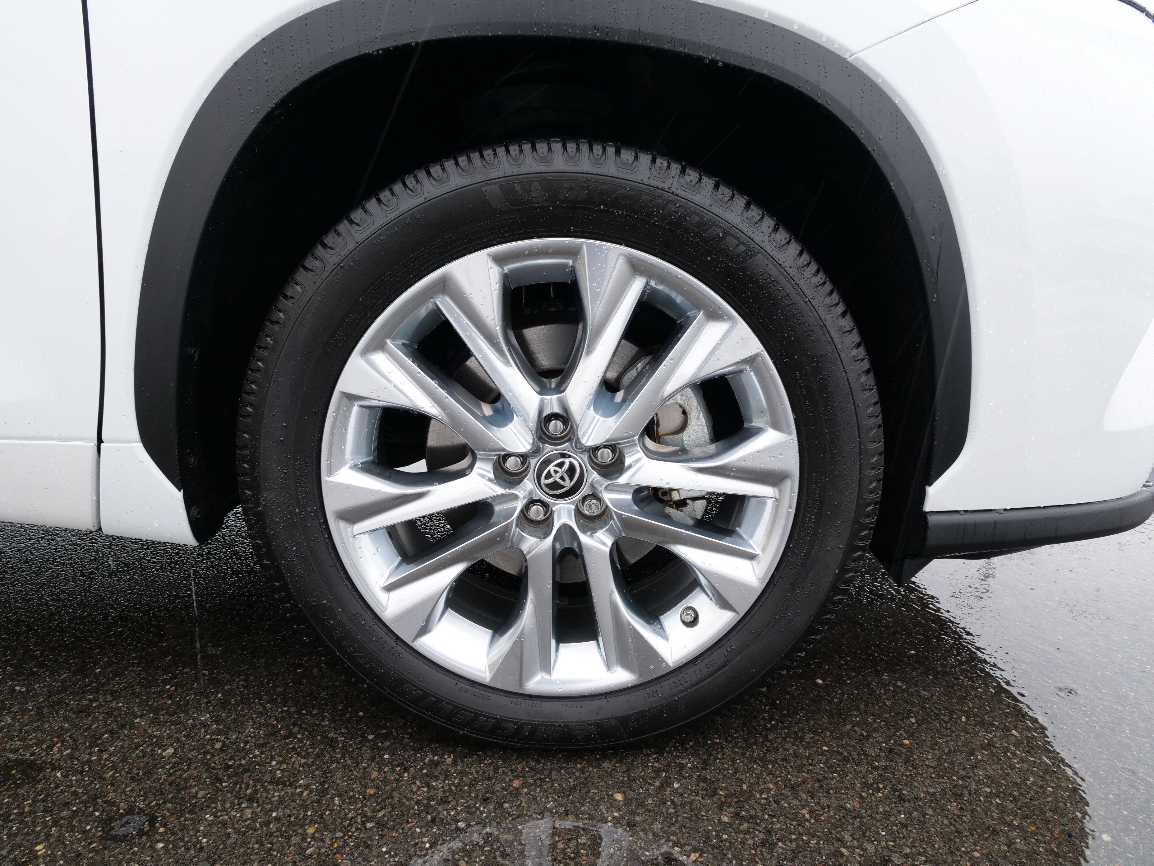 2022 Toyota Highlander Limited