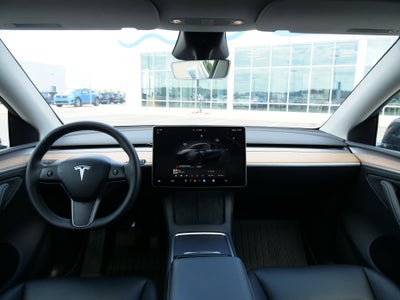 2024 Tesla Model Y Long Range