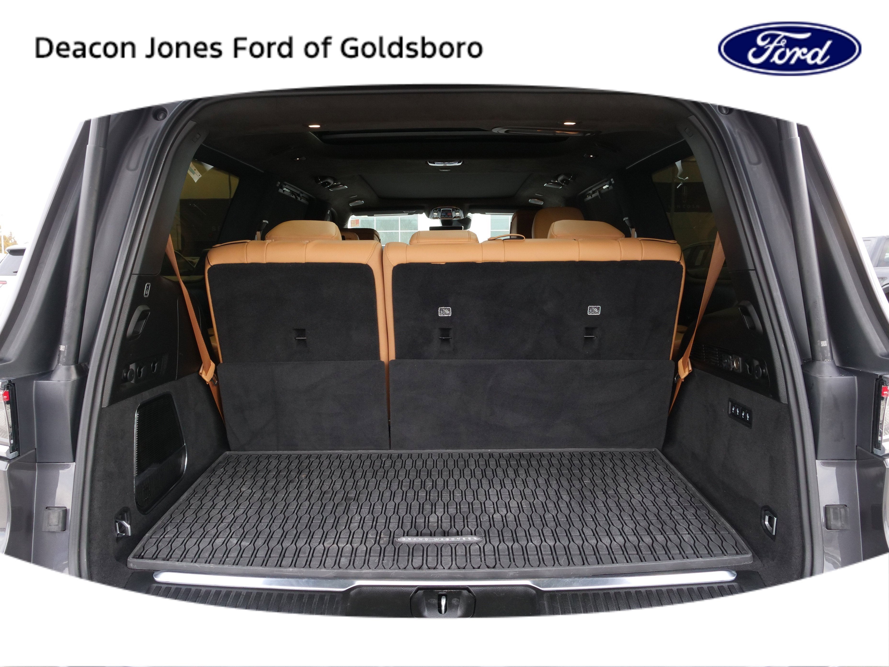 2022 Jeep Grand Wagoneer Series III