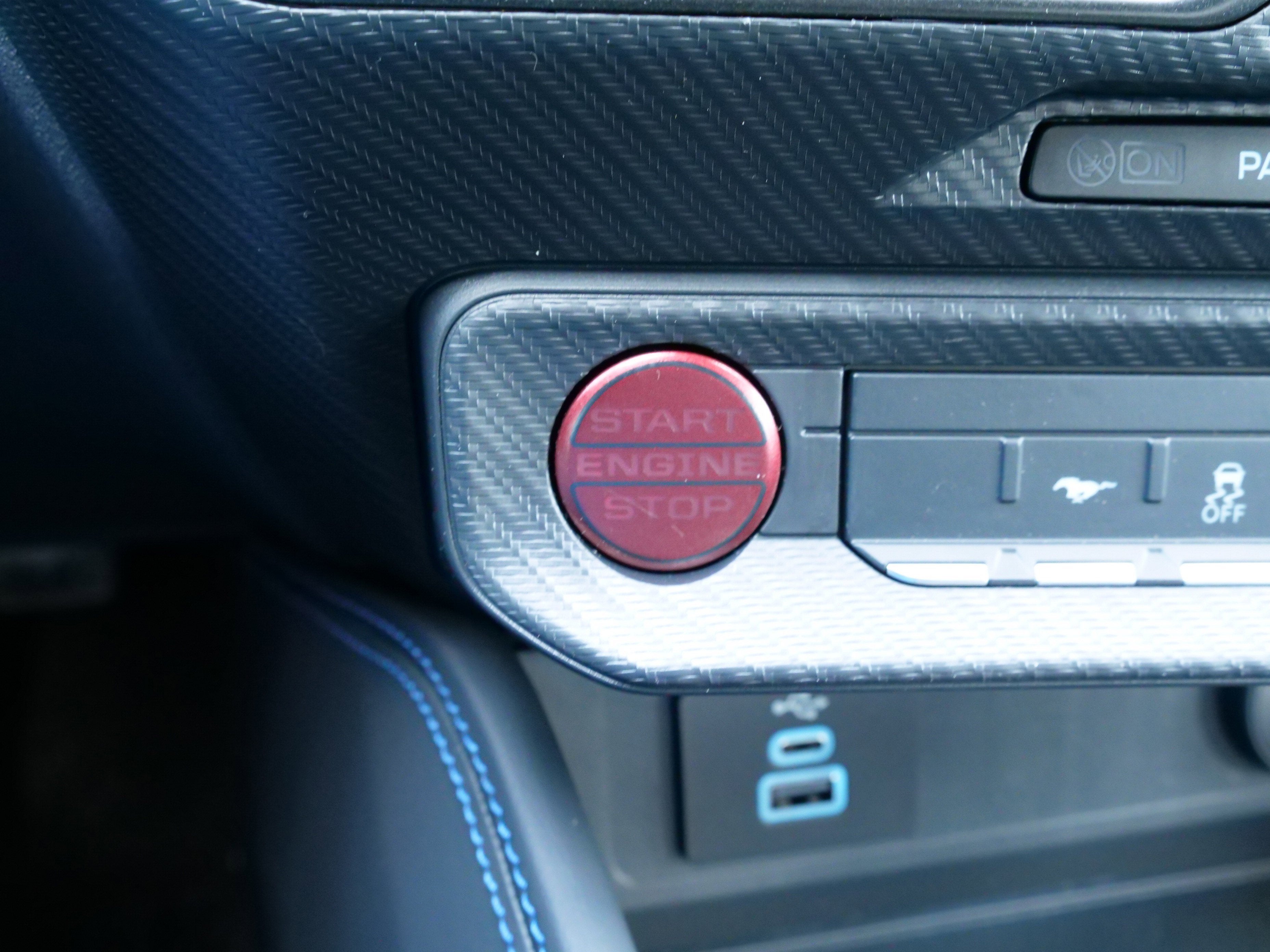 2026 Ford Mustang Dark Horse