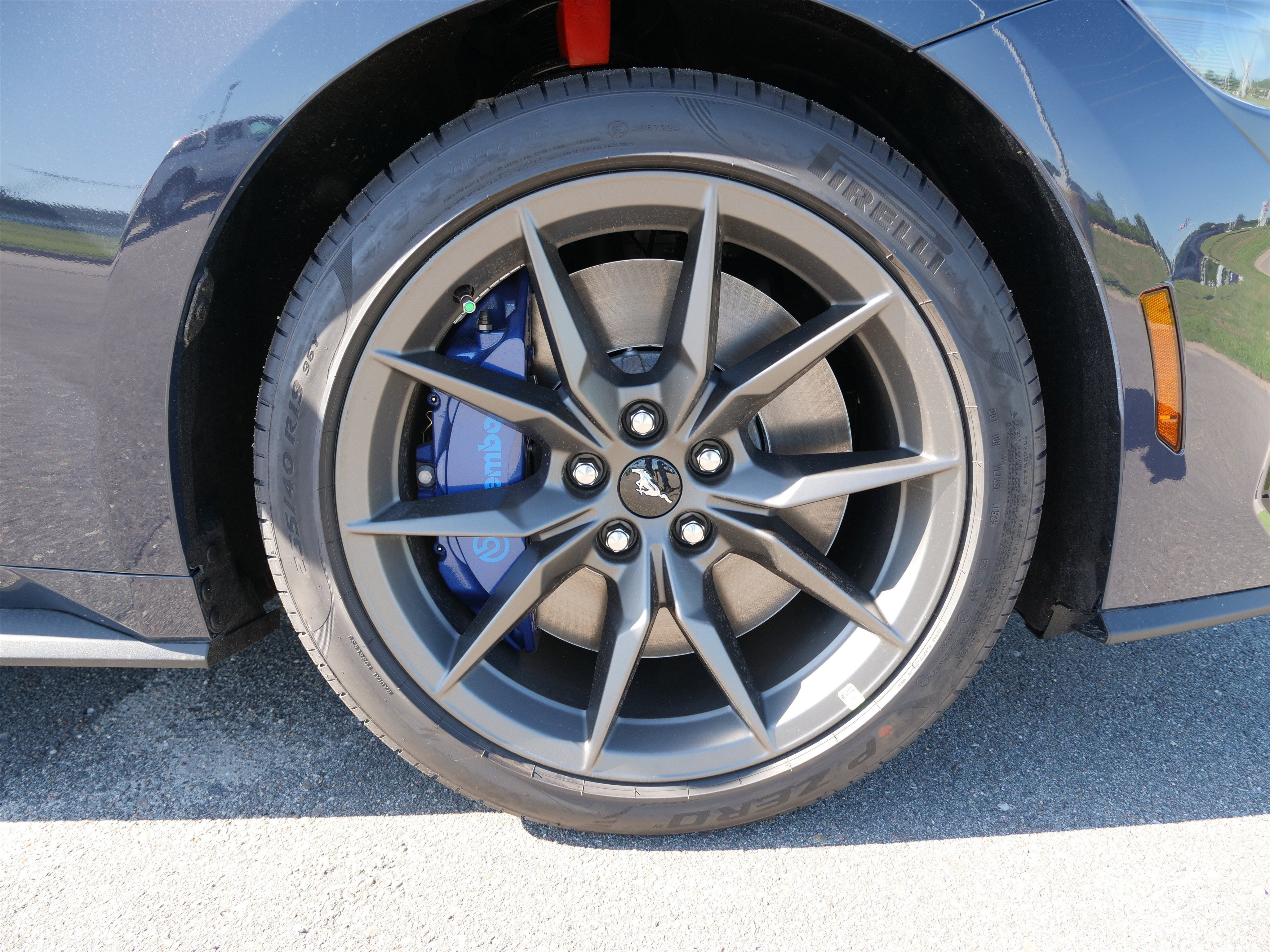 2025 Ford Mustang Dark Horse