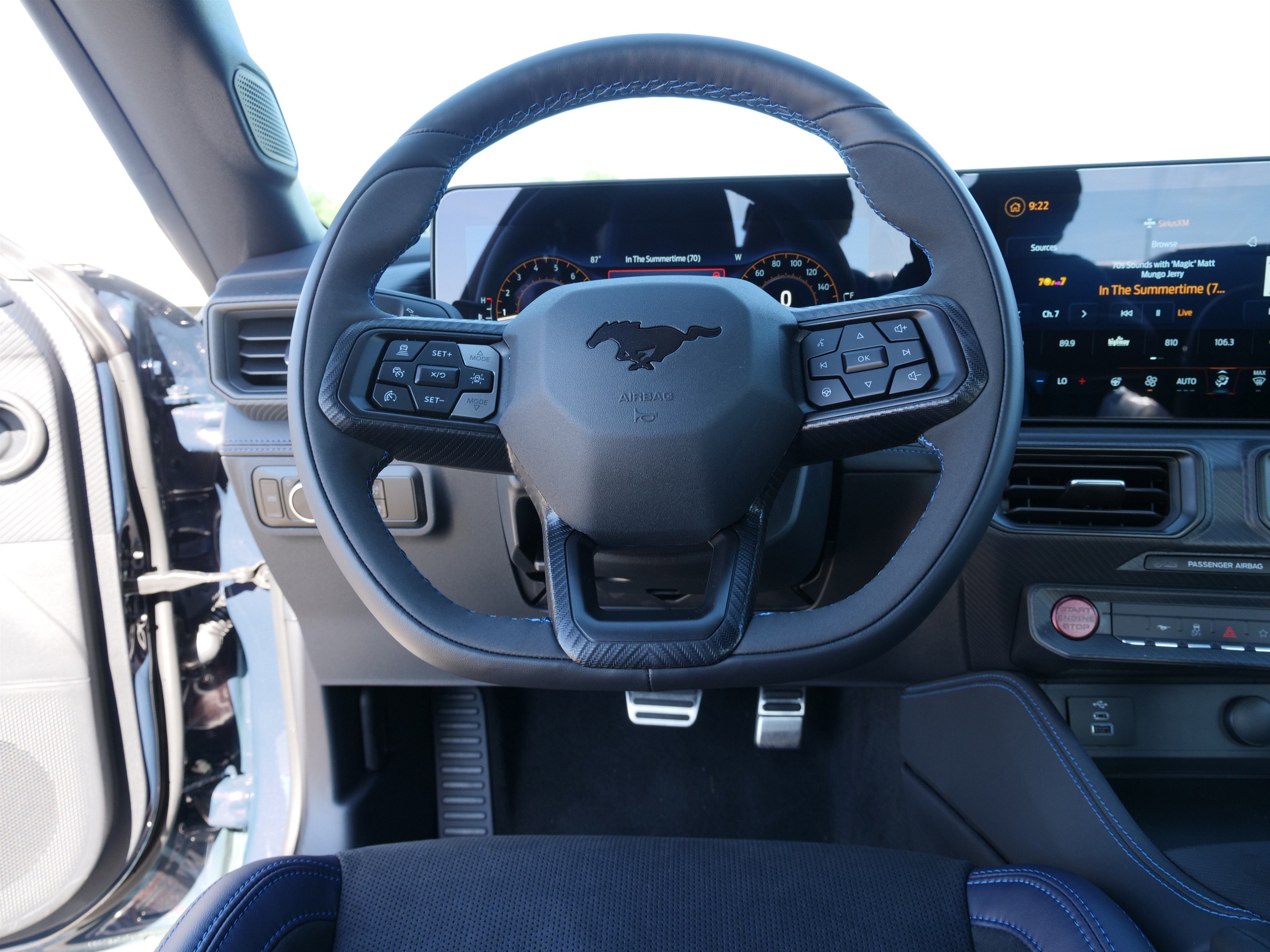 2025 Ford Mustang Dark Horse