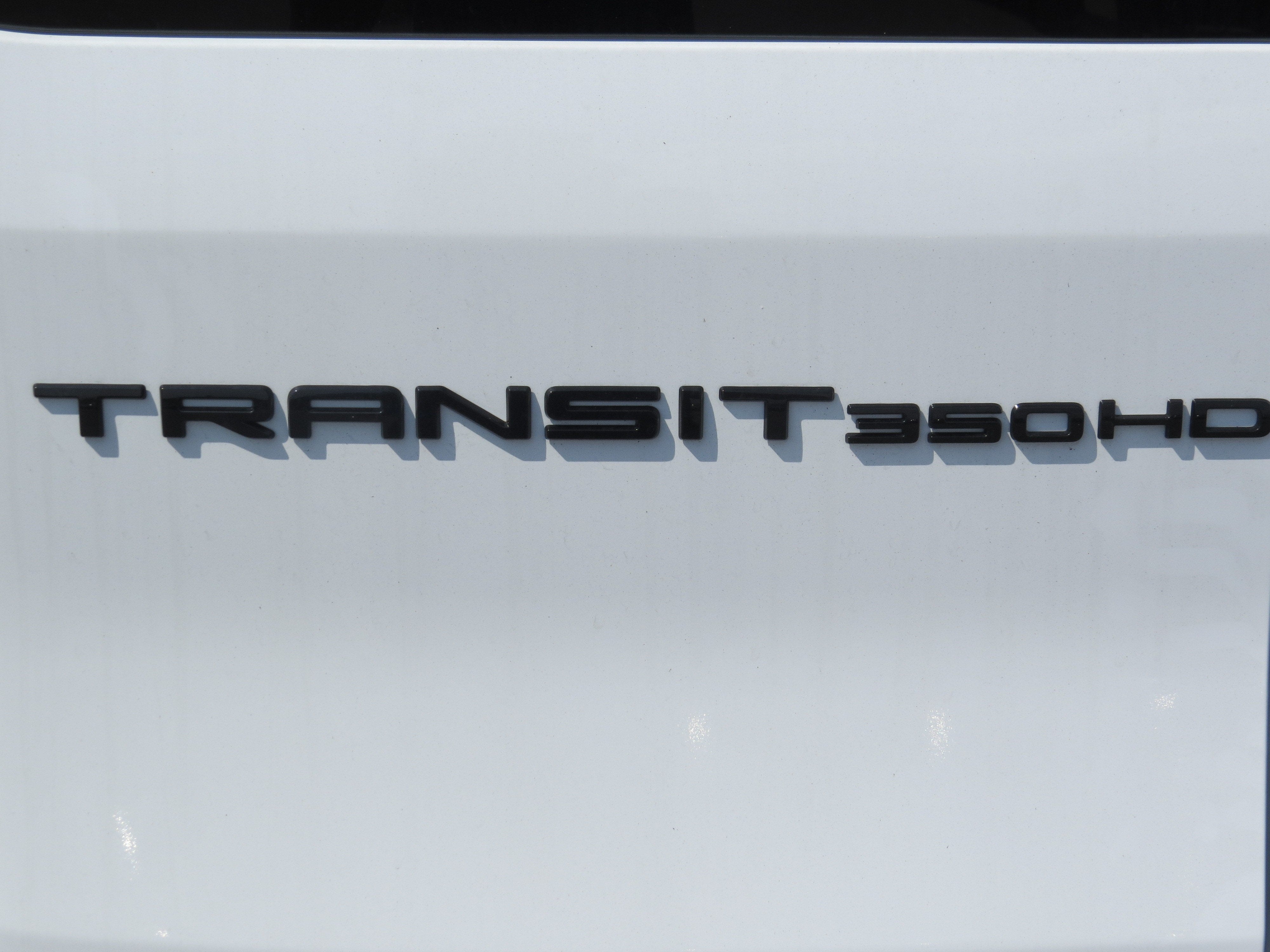 2026 Ford Transit Passenger Wagon XL