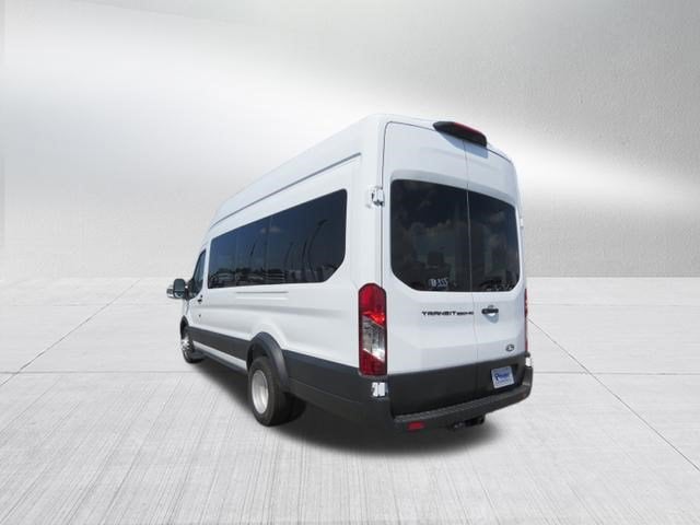 2026 Ford Transit Passenger Wagon XL