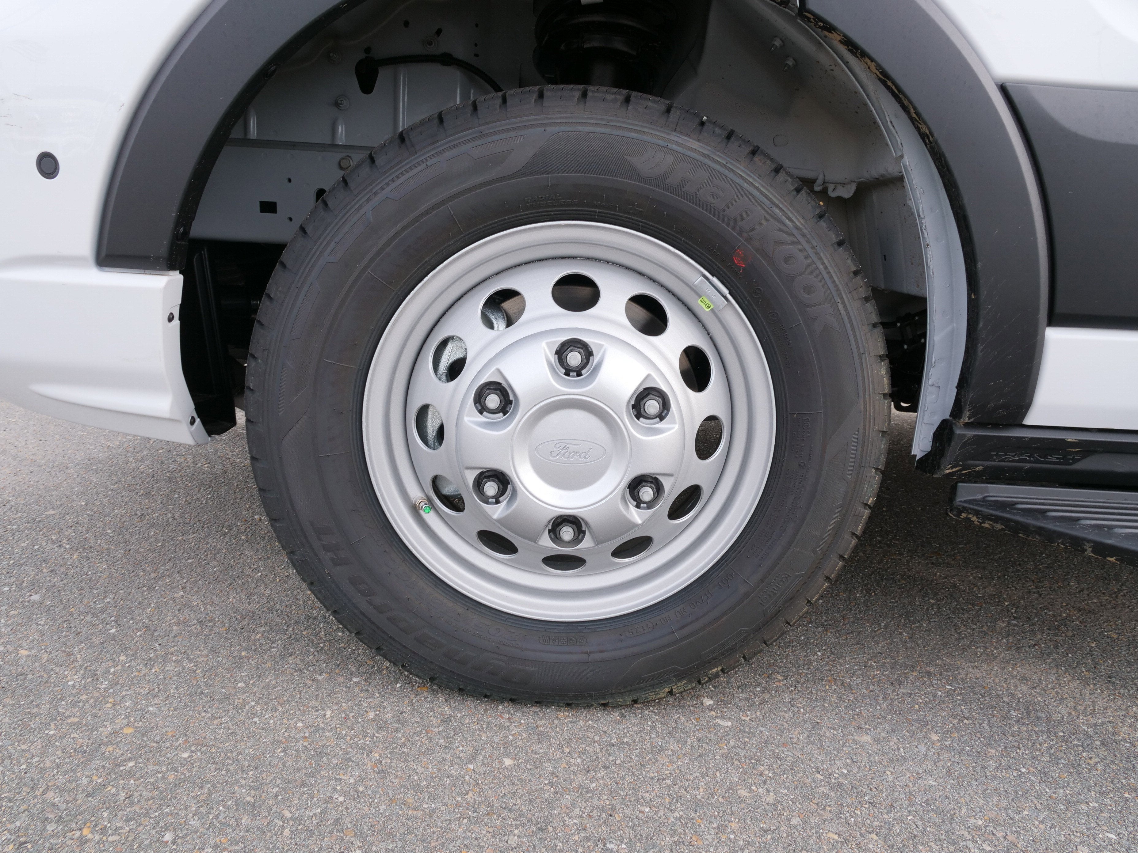 2026 Ford Transit Passenger Wagon XLT