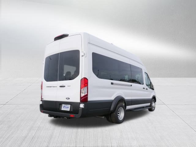 2026 Ford Transit Passenger Wagon XLT