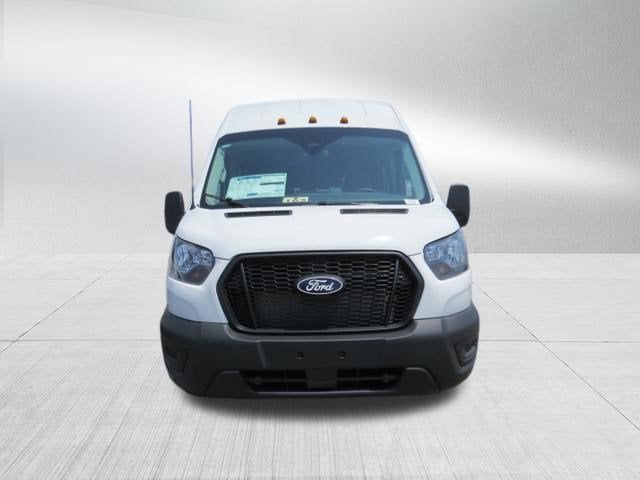 2026 Ford Transit Passenger Wagon XL