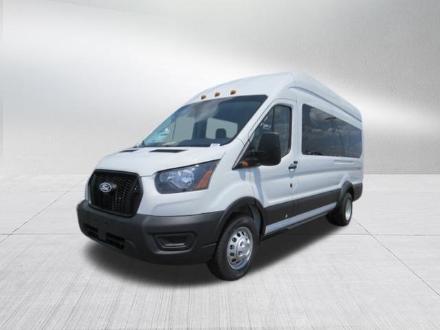 2026 Ford Transit Passenger Wagon XL