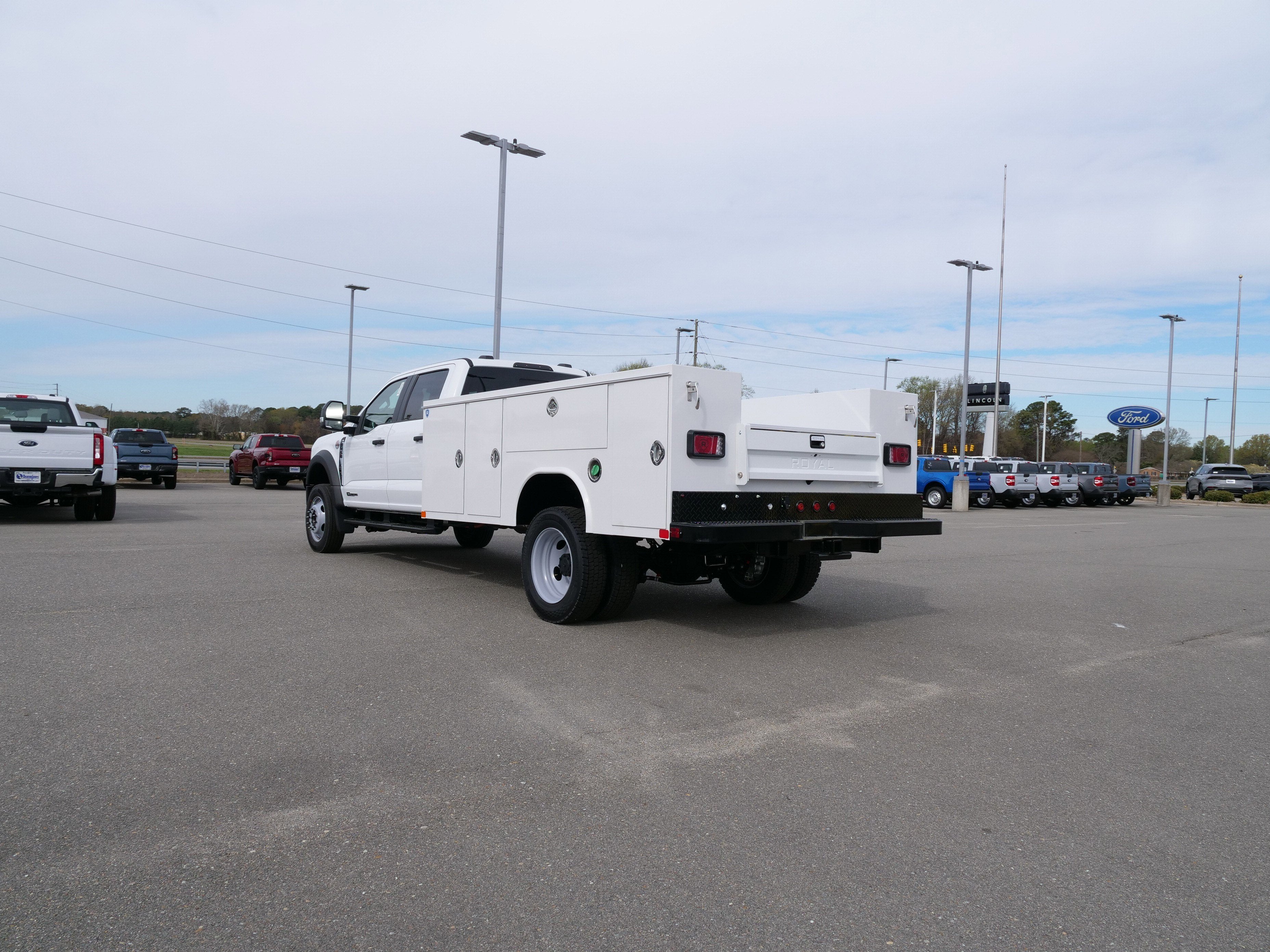 2026 Ford Super Duty F-450 DRW XL