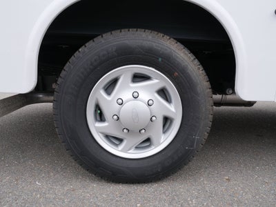 2026 Ford E-Series Cutaway Base