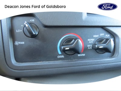 2024 Ford E-Series Cutaway Base