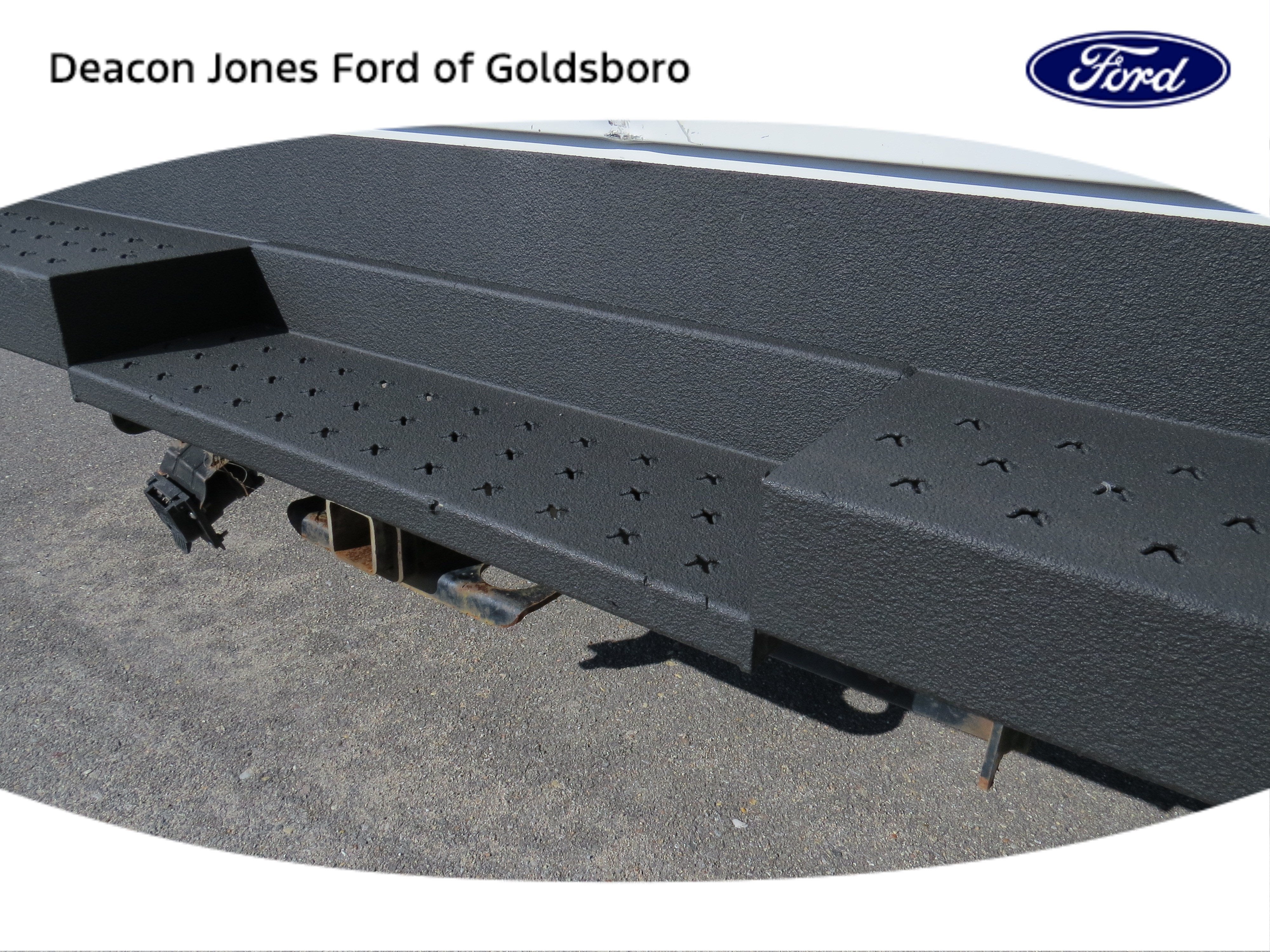 2024 Ford E-Series Cutaway Base