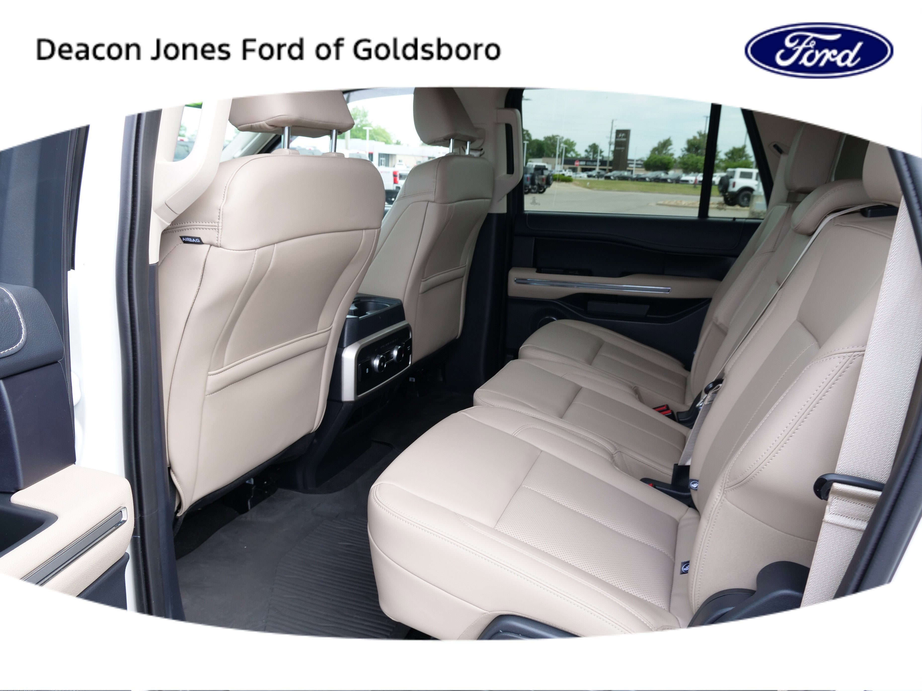 2024 Ford Expedition Max XLT