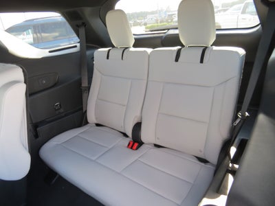 2027 Ford Explorer Platinum