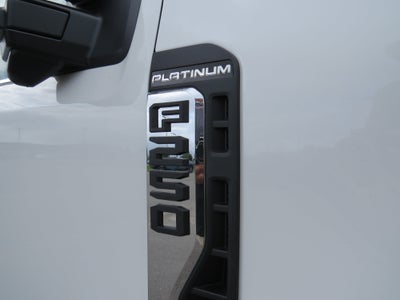 2026 Ford Super Duty F-250 SRW Platinum