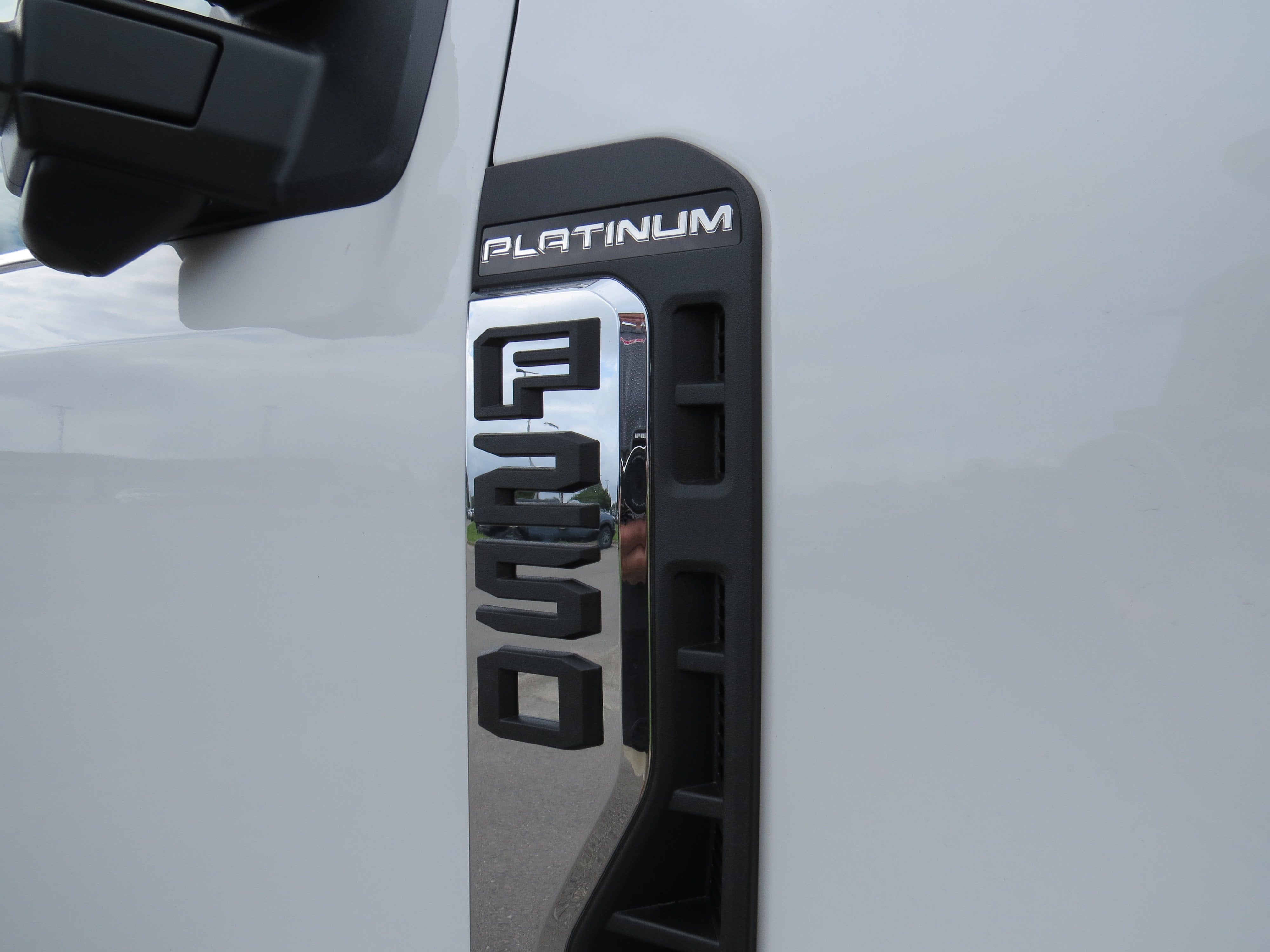 2026 Ford Super Duty F-250 SRW Platinum
