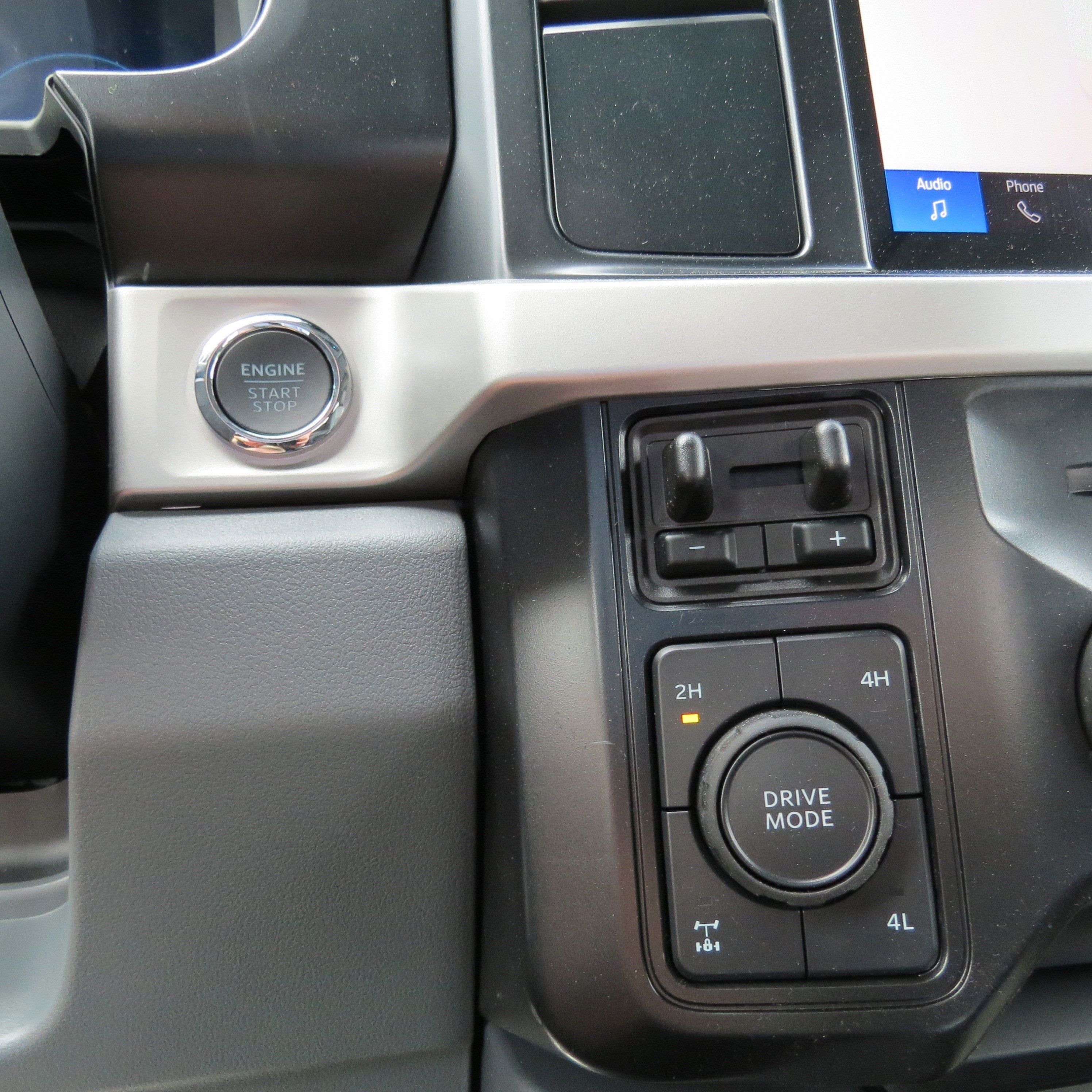 2025 Ford Super Duty F-250 SRW XLT