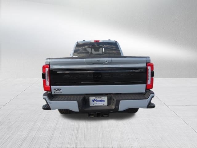 2027 Ford Super Duty F-250 SRW Platinum