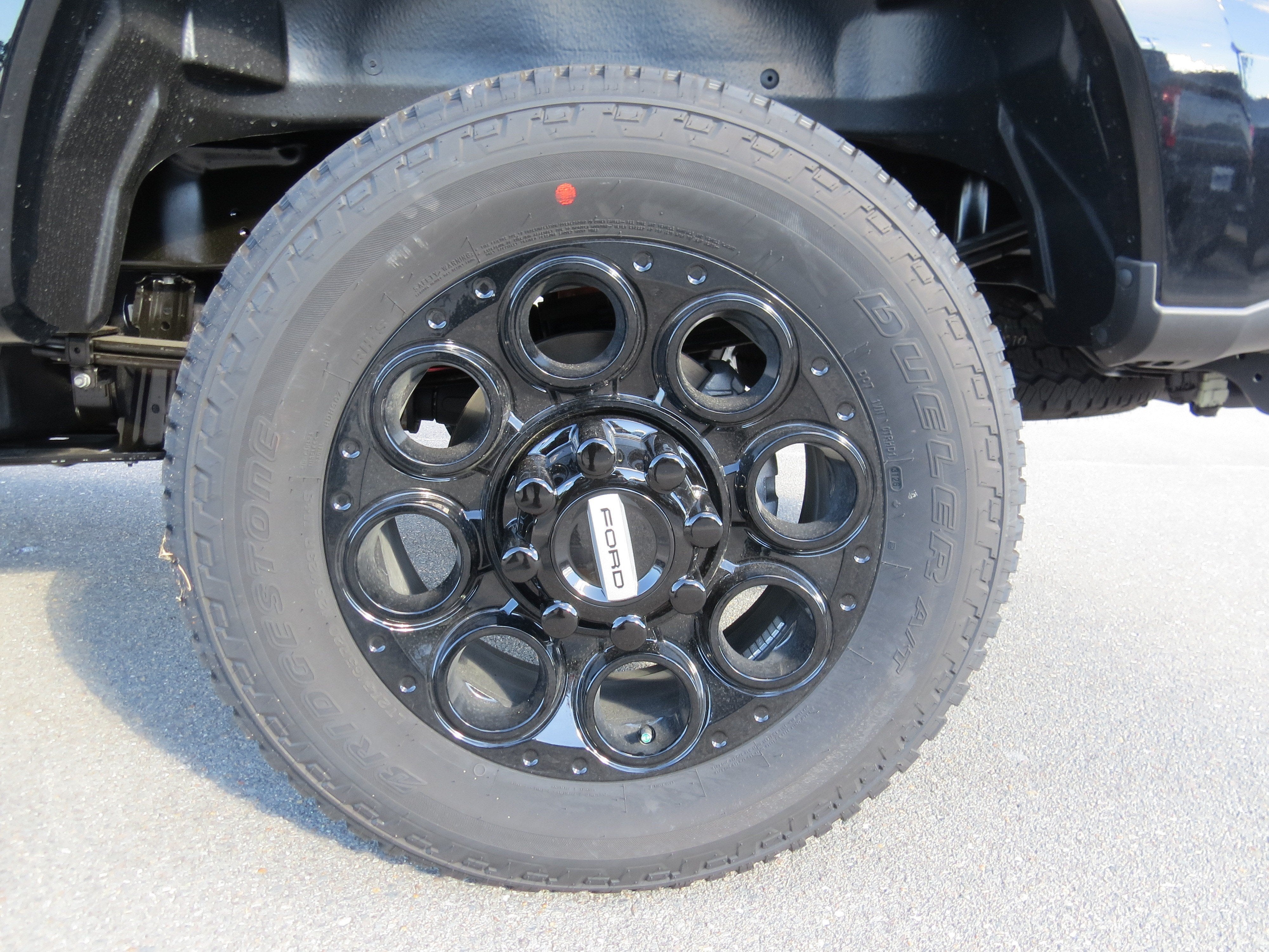 2027 Ford Super Duty F-250 SRW LARIAT