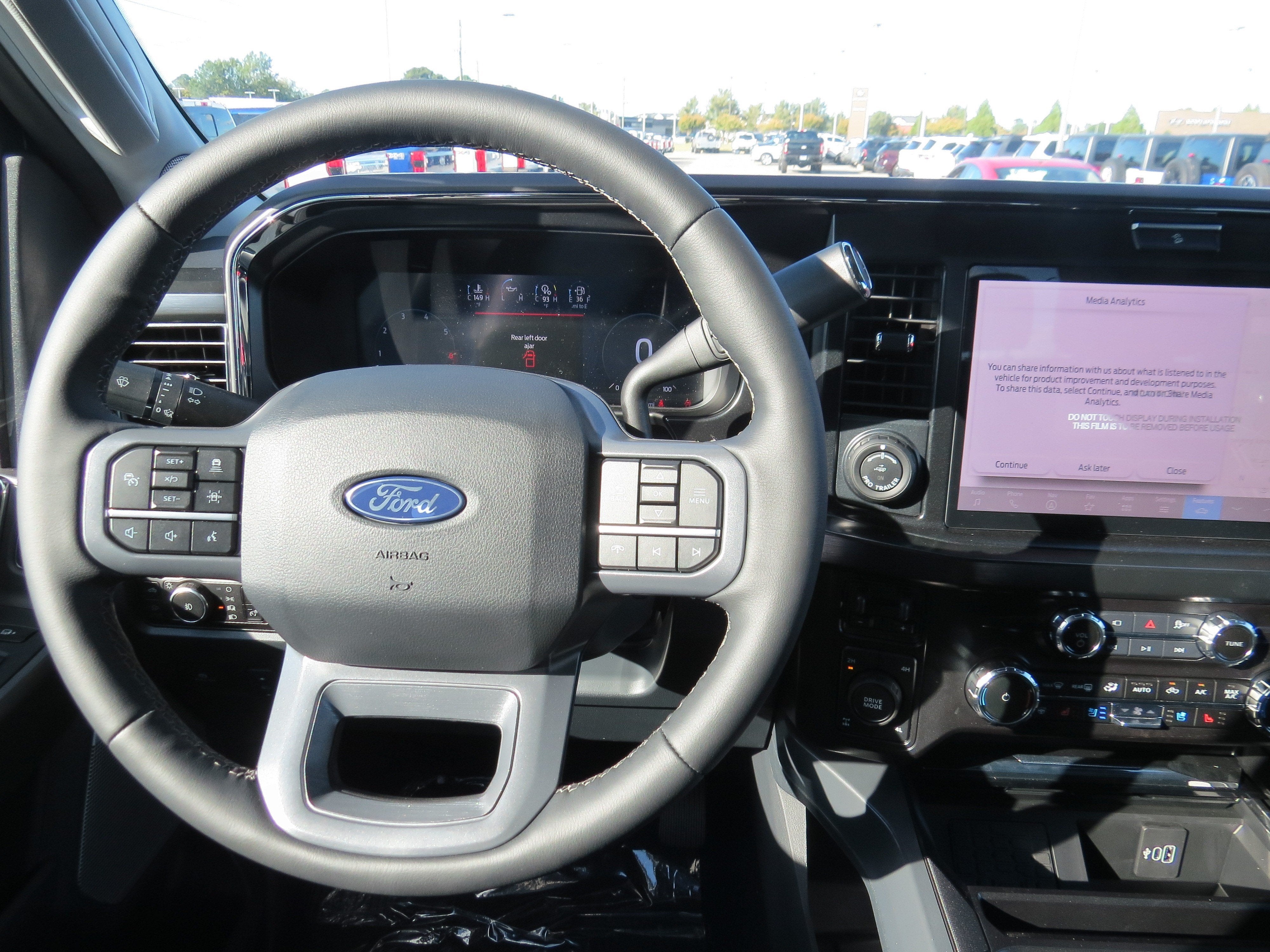 2027 Ford Super Duty F-250 SRW LARIAT