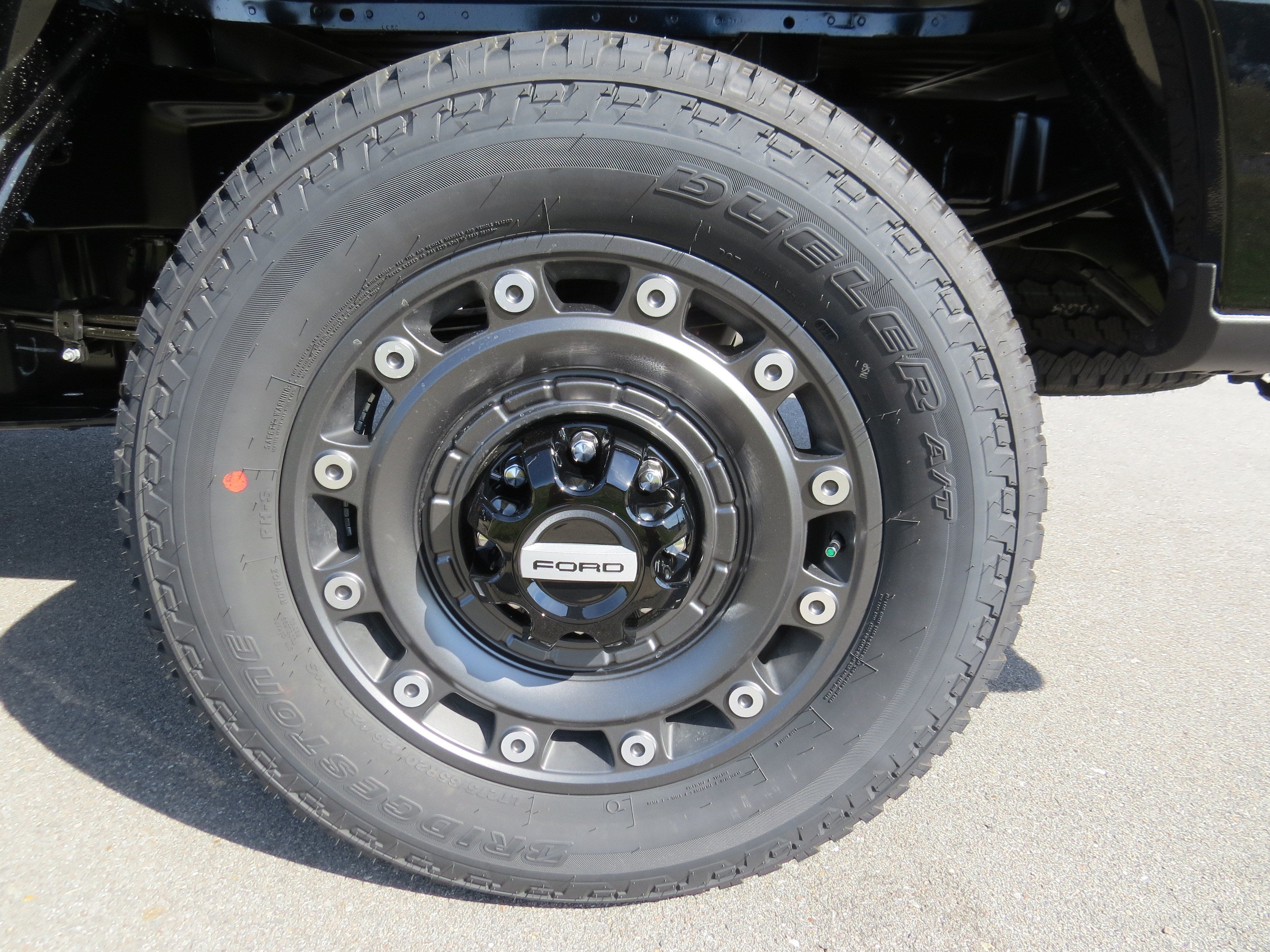 2027 Ford Super Duty F-250 SRW XLT