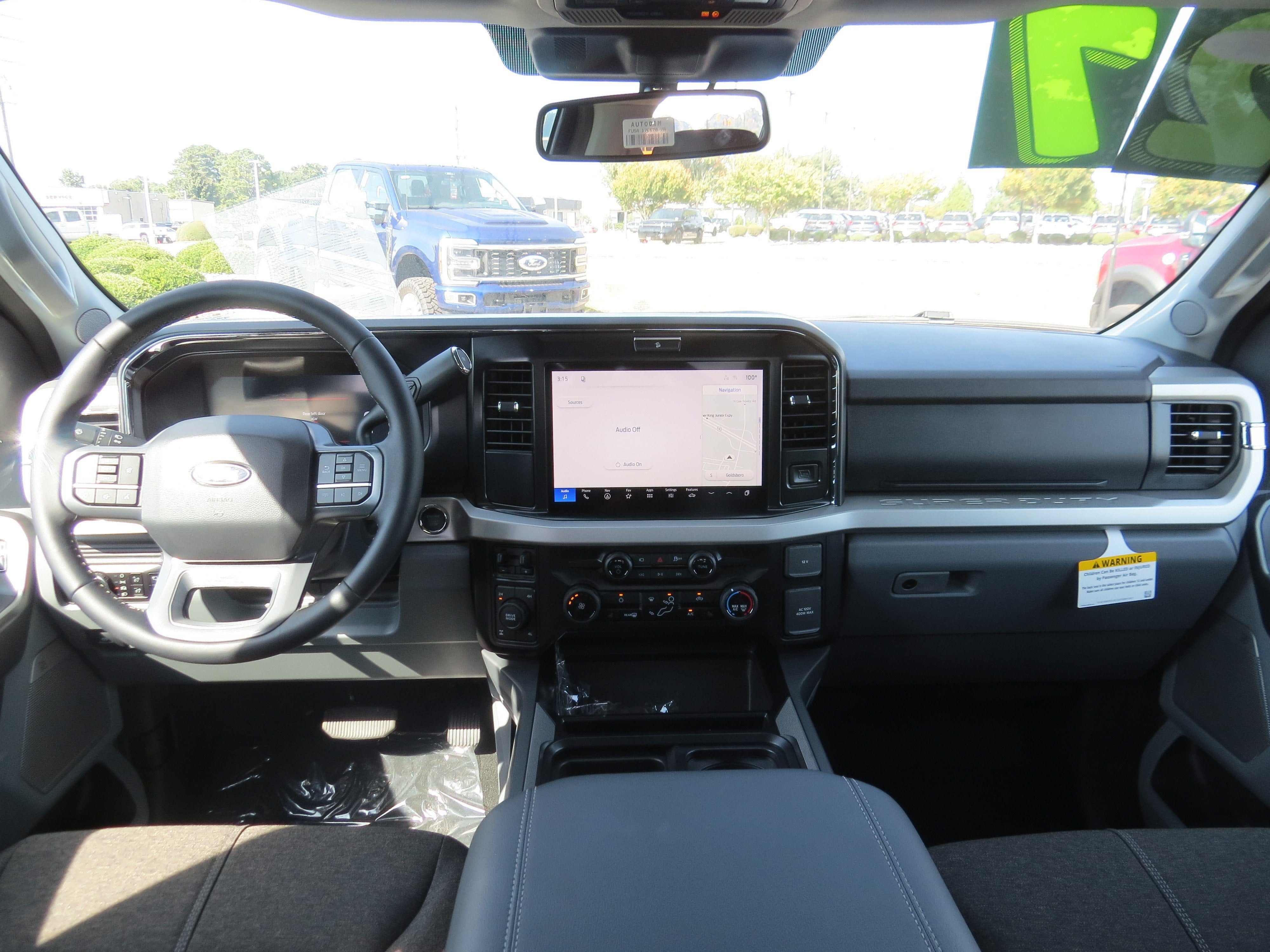 2027 Ford Super Duty F-250 SRW XLT