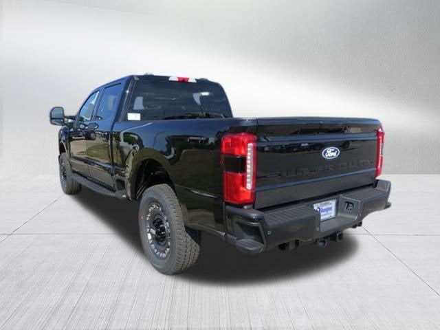 2027 Ford Super Duty F-250 SRW XLT