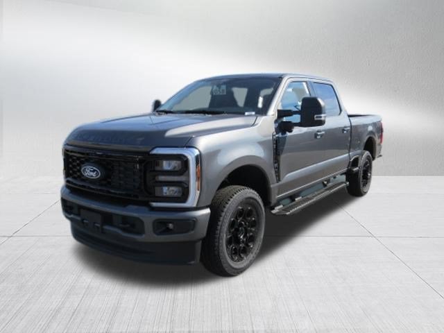 2027 Ford Super Duty F-250 SRW XLT