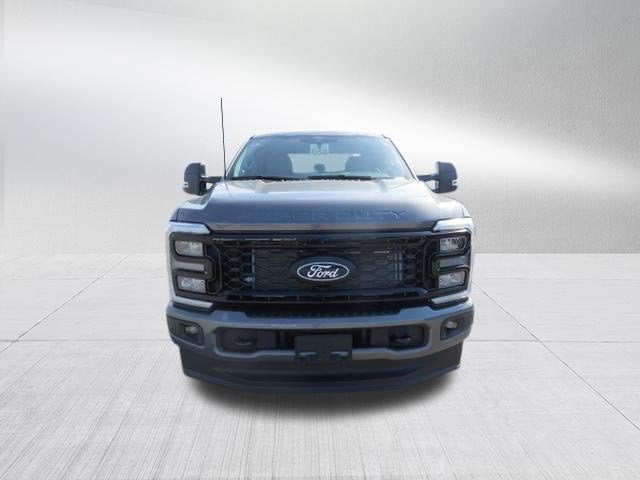 2027 Ford Super Duty F-250 SRW XLT