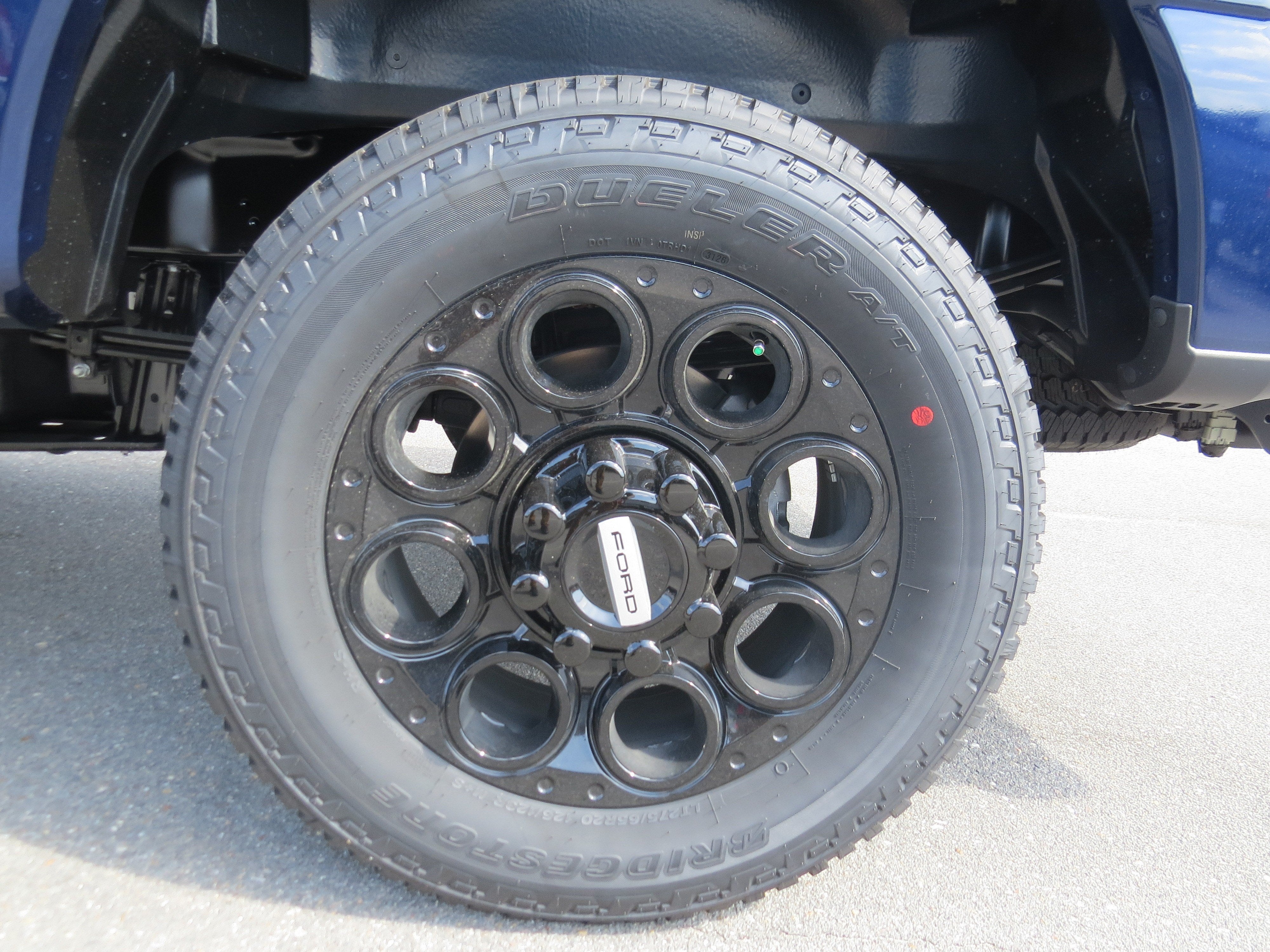 2027 Ford Super Duty F-250 SRW XLT