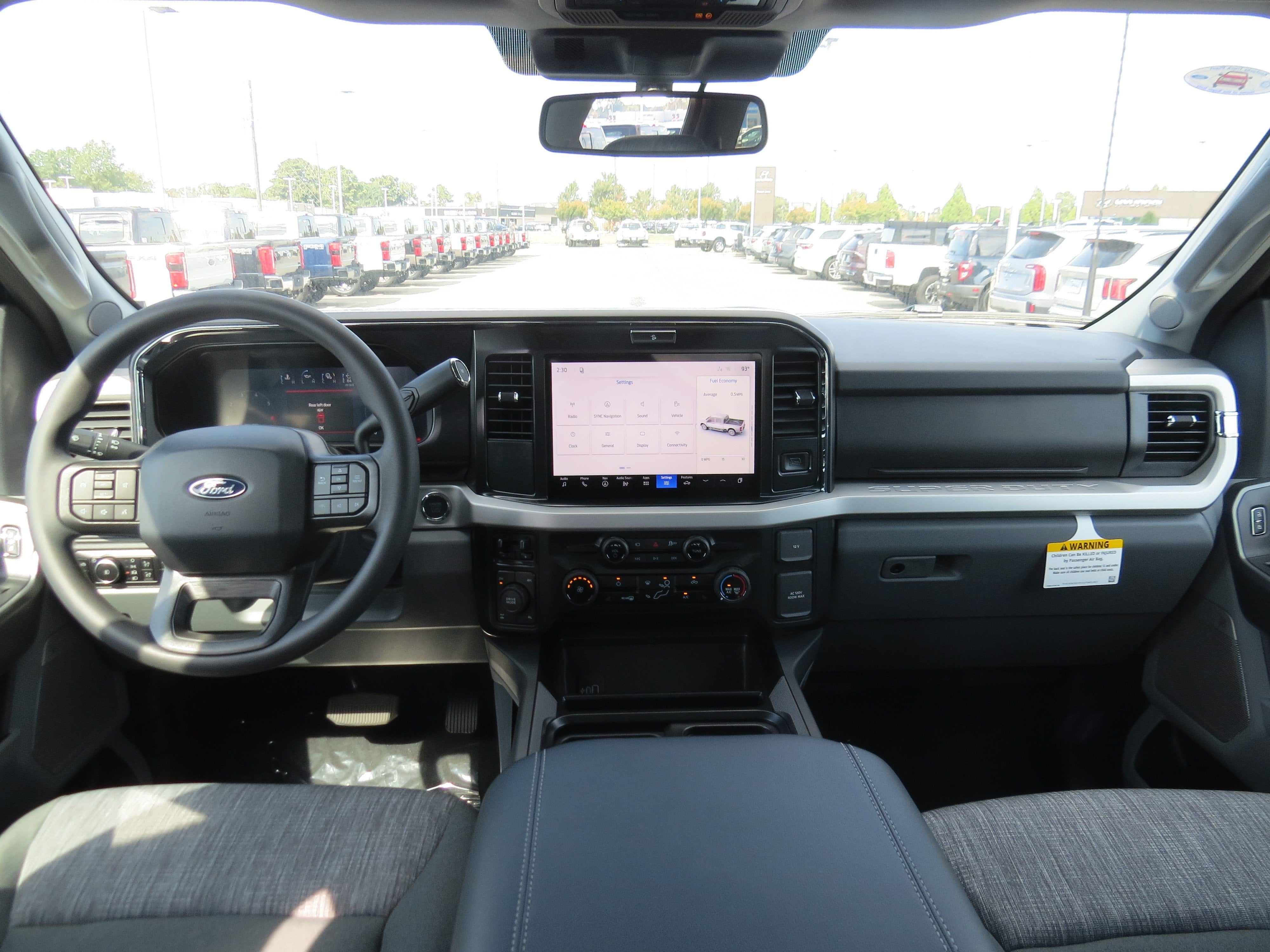 2027 Ford Super Duty F-250 SRW XLT