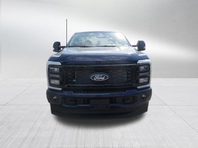 2027 Ford Super Duty F-250 SRW XLT