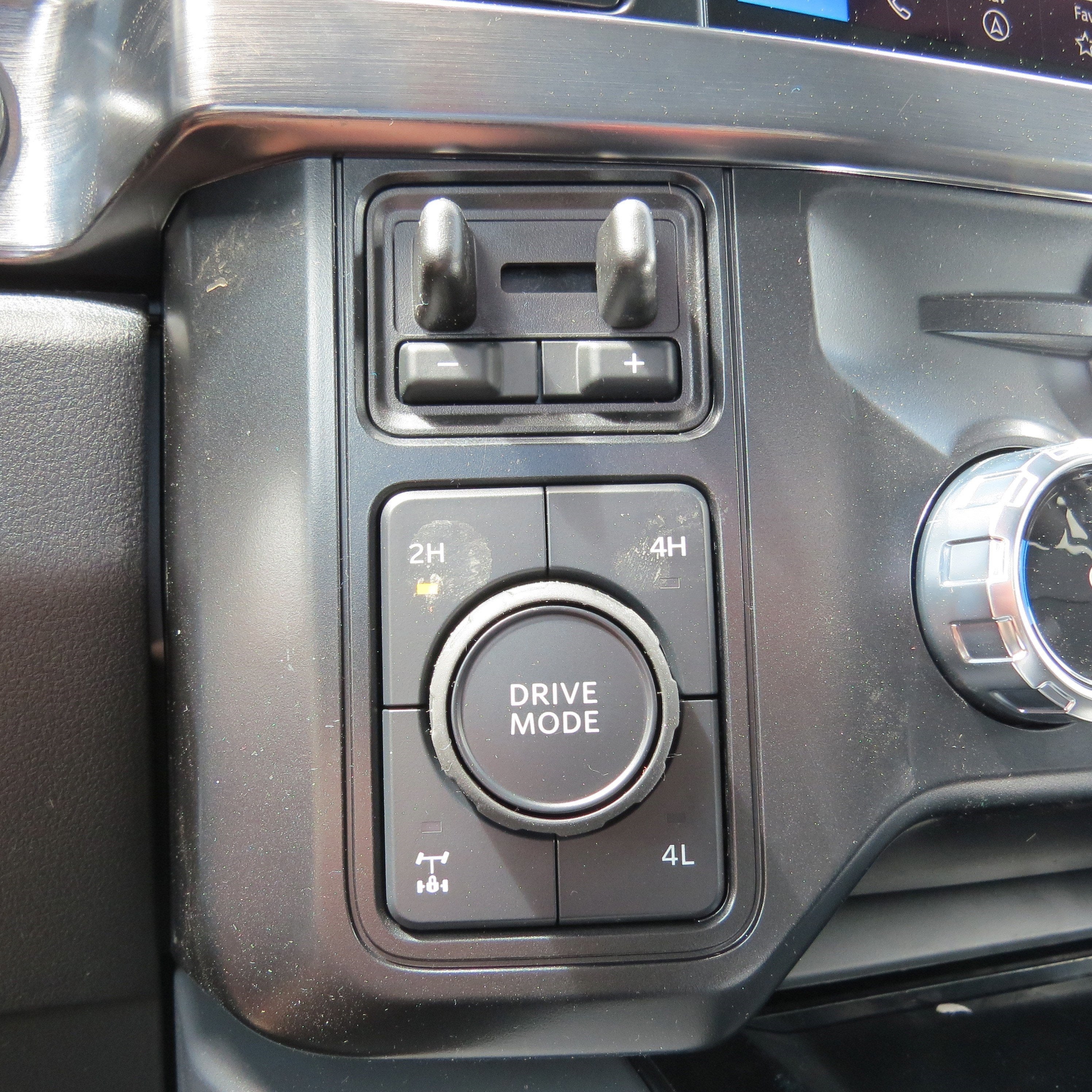 2025 Ford Super Duty F-250 SRW LARIAT