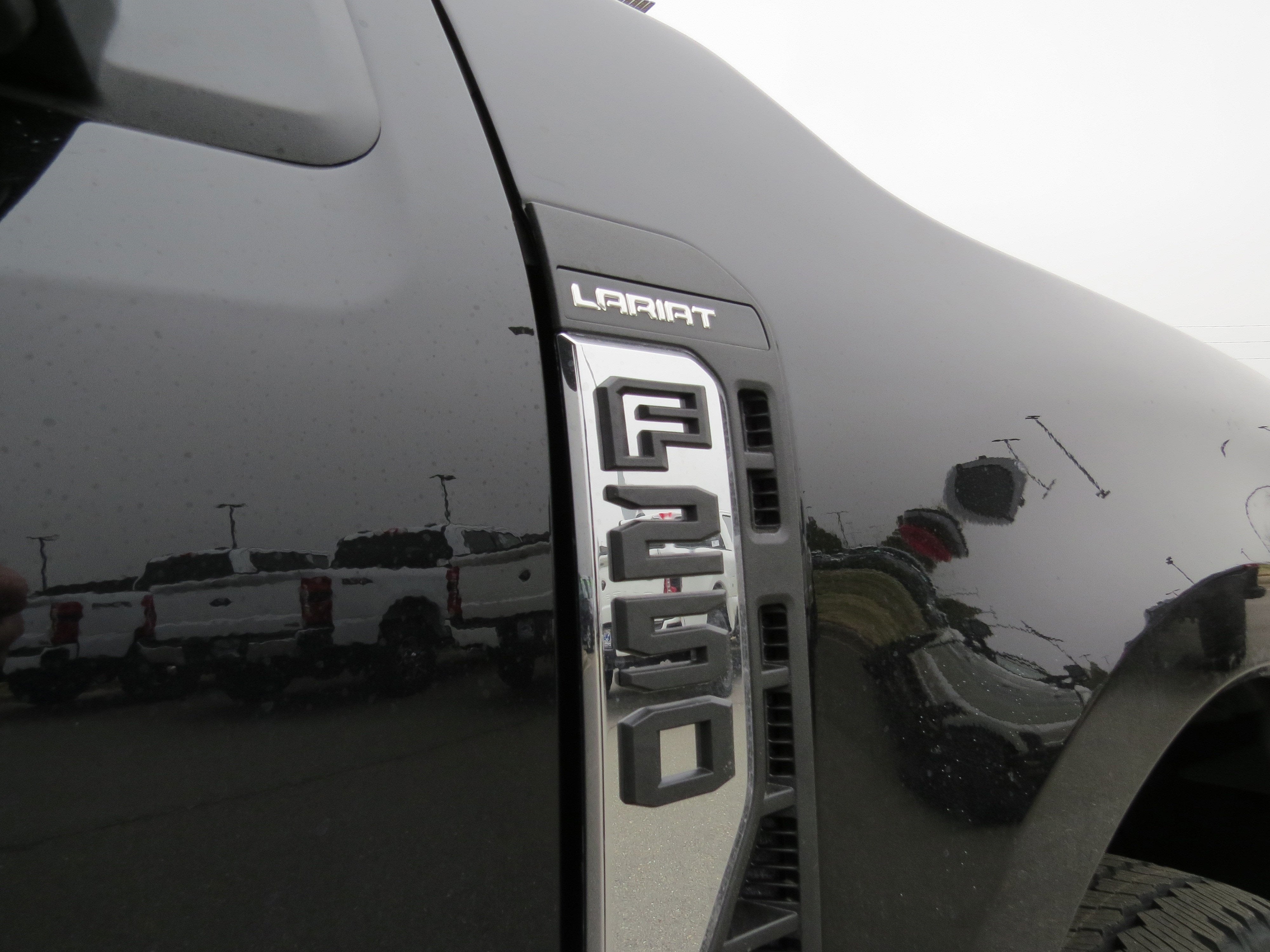 2025 Ford Super Duty F-250 SRW LARIAT