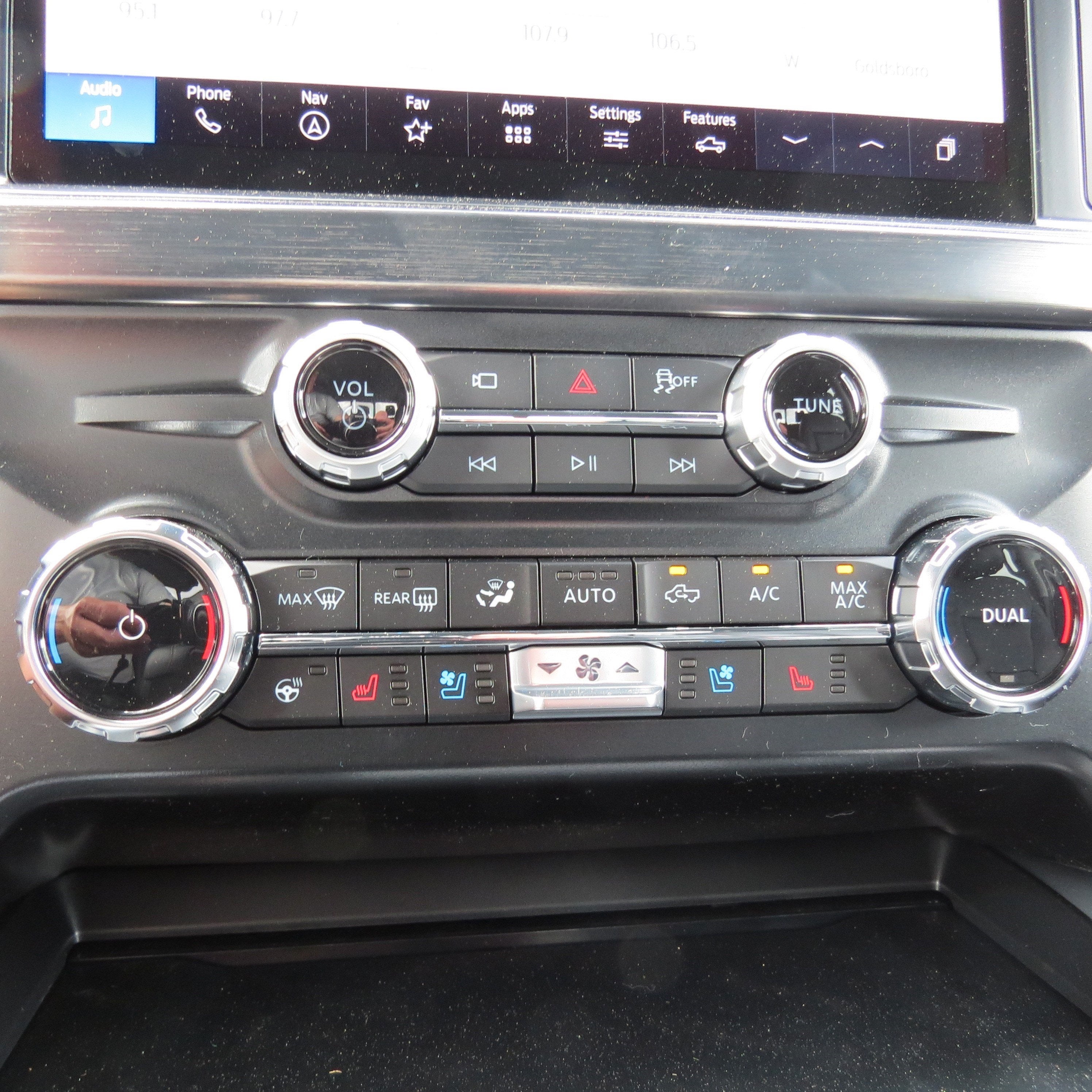 2025 Ford Super Duty F-350 SRW LARIAT