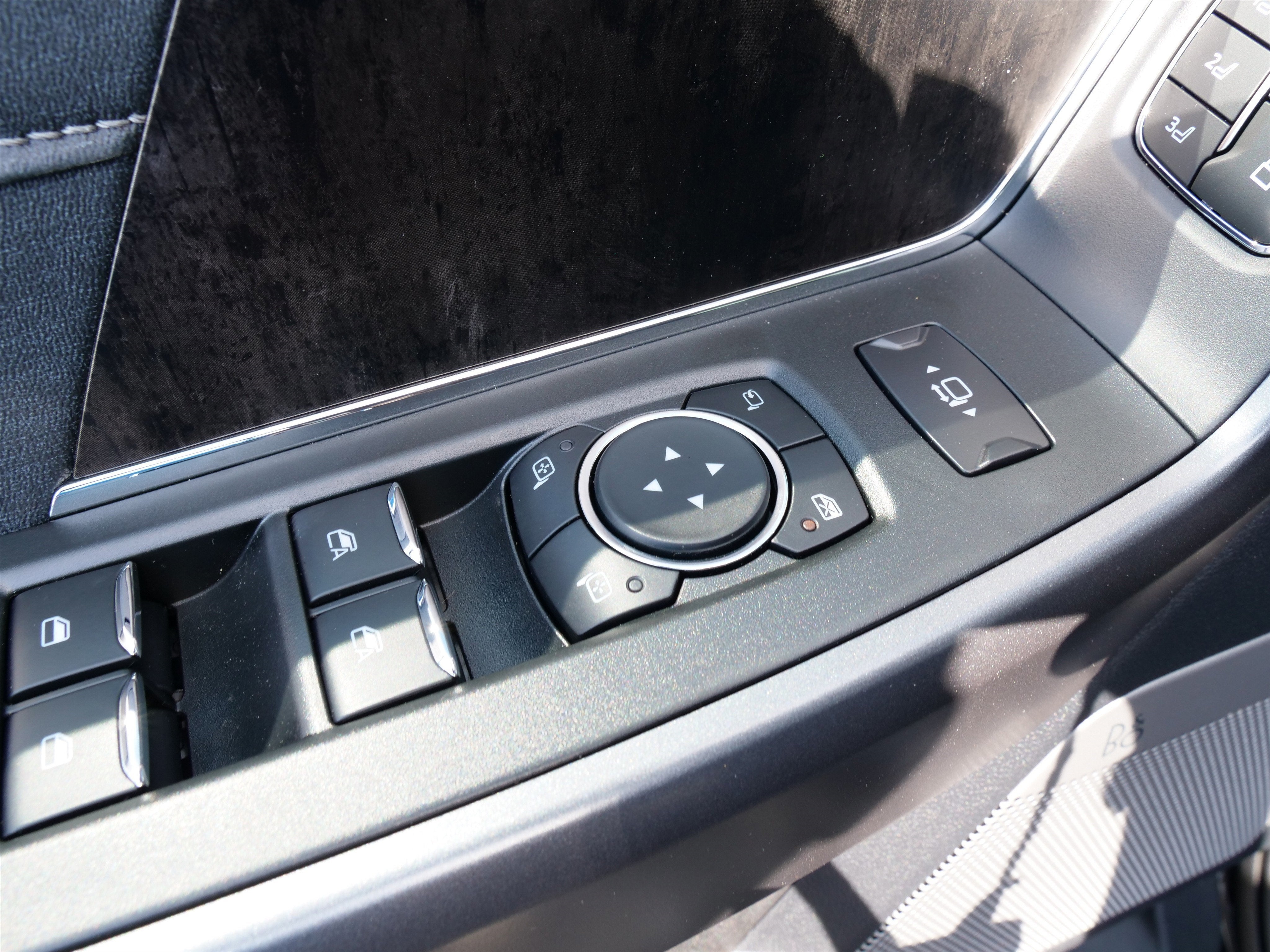 2025 Ford Super Duty F-350 SRW LARIAT