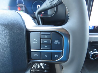 2027 Ford Super Duty F-350 SRW Platinum