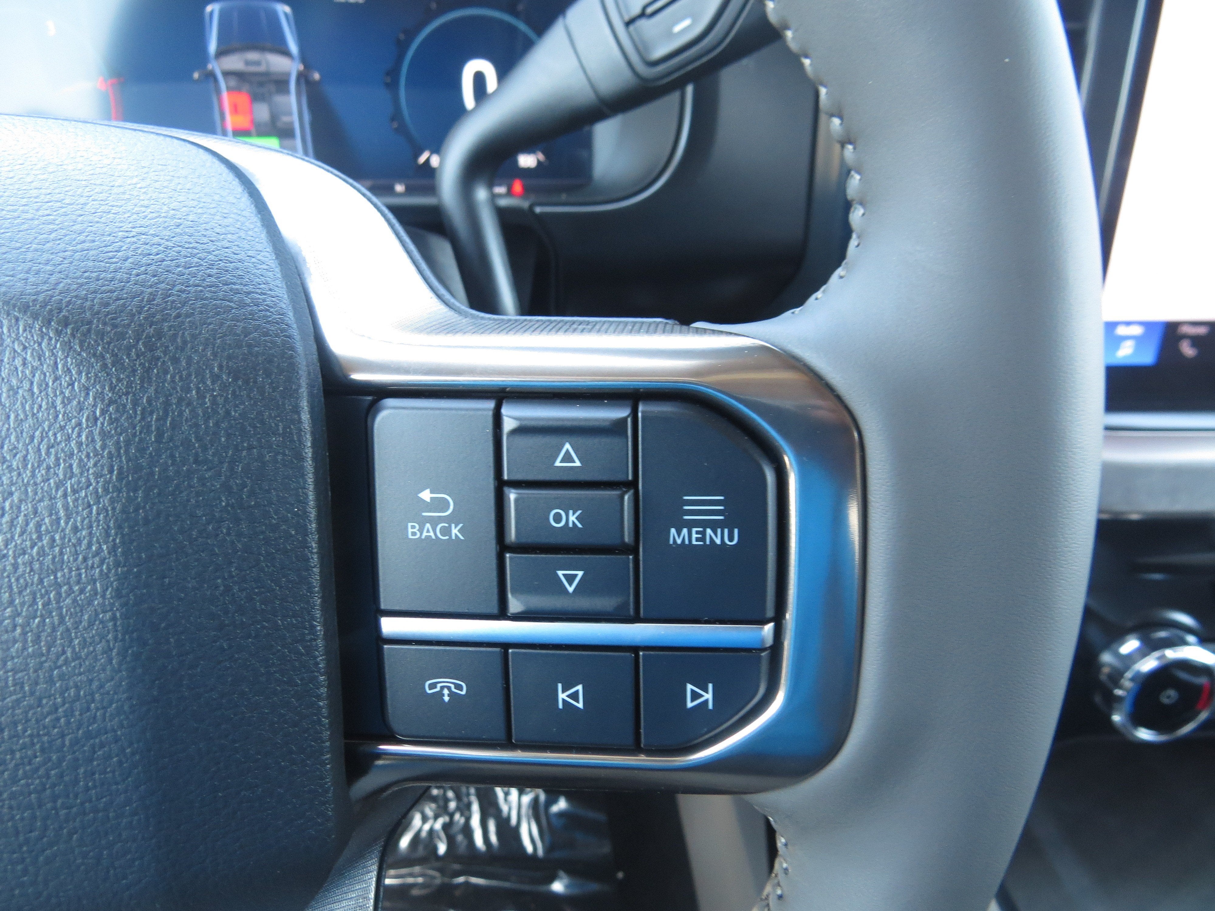 2027 Ford Super Duty F-350 SRW Platinum