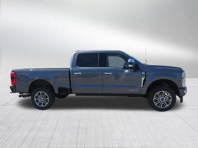 2027 Ford Super Duty F-350 SRW Platinum