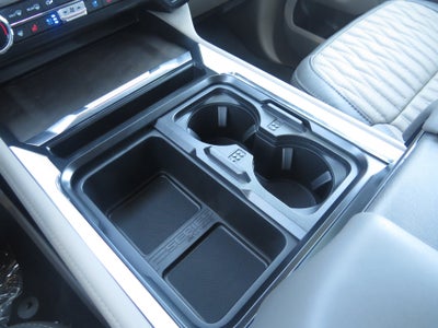 2027 Ford Super Duty F-350 SRW Platinum