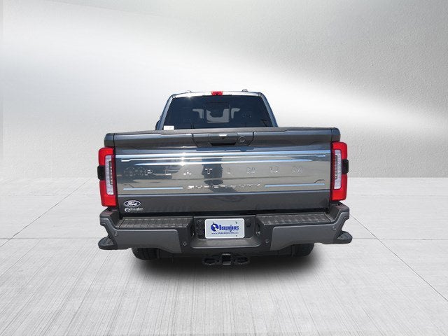 2027 Ford Super Duty F-350 SRW Platinum