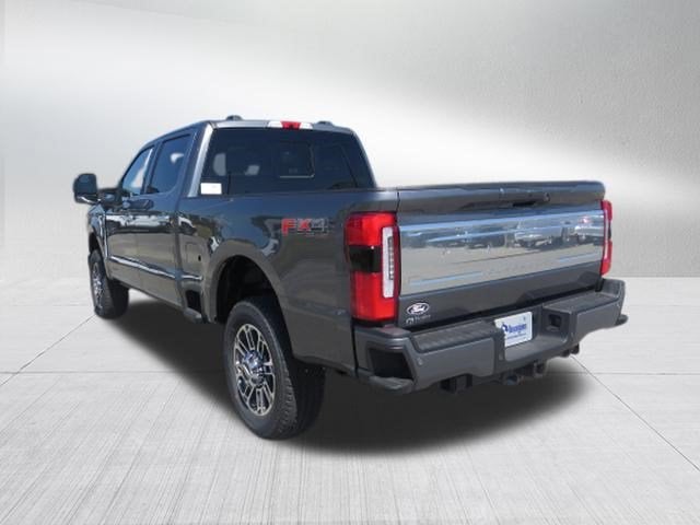 2027 Ford Super Duty F-350 SRW Platinum
