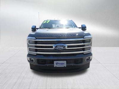 2027 Ford Super Duty F-350 SRW Platinum